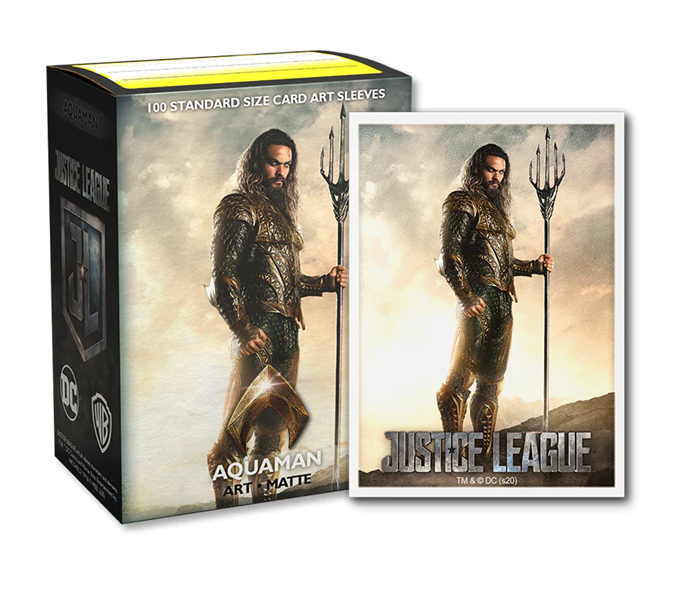 /prodotti/accessori/ds_standard/Dragon-Shield-Dragon-Shield-Sleeve-Art-Matte-Justice-League-Standard-Size-100pcs-Aquaman_1200x.png.png