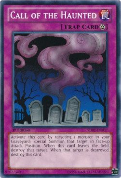 /products/ygo/cal/call-of-the-haunted/structure-deck-saga-of-blue-eyes-white-dragon-call-of-the-haunted-263996.jpg