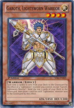 /products/ygo/gar/garoth-lightsworn-warrior/structure-deck-the-realm-of-light-garoth-lightsworn-warrior-267661.jpg