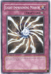 /products/ygo/lig/light-imprisoning-mirror/gladiators-assault-light-imprisoning-mirror-104265.jpg