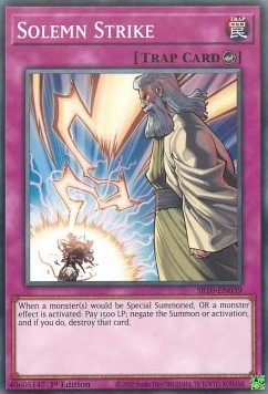 /products/ygo/sol/solemn-strike/structure-deck-mechanized-madness-solemn-strike-452728.jpg