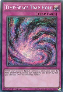 /products/ygo/tim/time-space-trap-hole/2015-mega-tin-mega-pack-time-space-trap-hole-284600.jpg