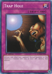 /products/ygo/tra/trap-hole/starter-deck-duelist-toolbox-trap-hole-249097.jpg