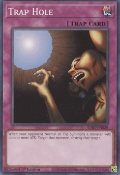 /products/ygo/tra/trap-hole/structure-deck-beware-of-traptrix-trap-hole-696623.jpg