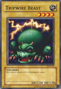 /products/ygo/tri/tripwire-beast/legend-of-blue-eyes-white-dragon-tripwire-beast-106167.jpg